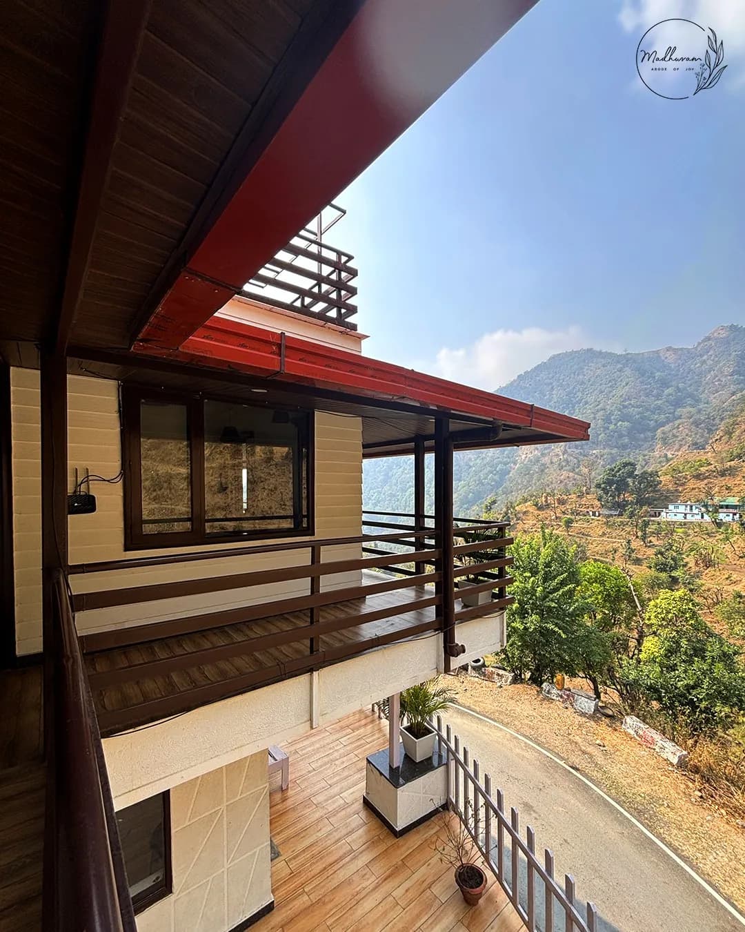 Forktail - Deluxe Room